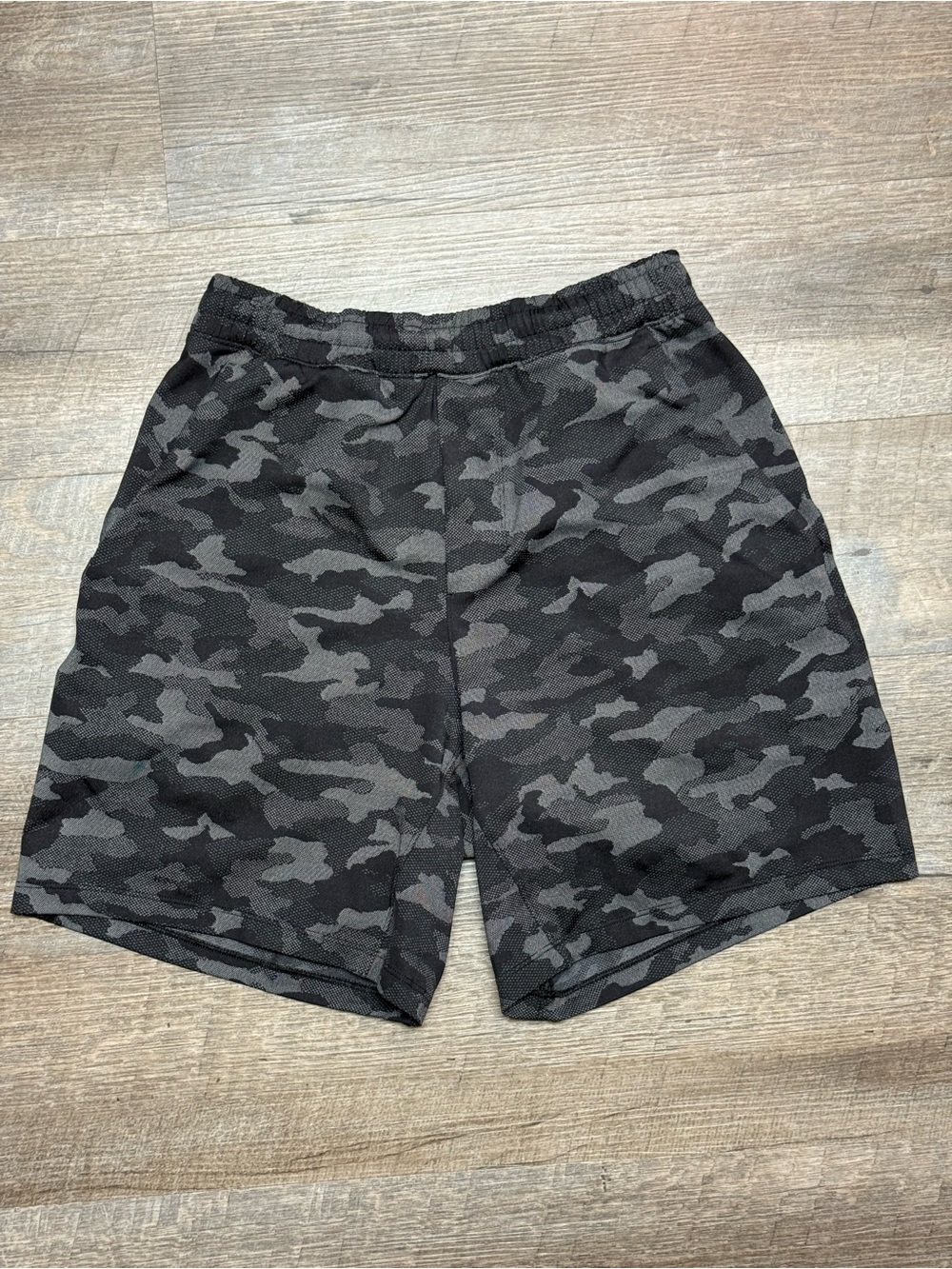 Lululemon Men's Black & Gray Camo Athletic Shorts